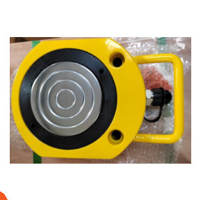 اسطوانة هيدروليك 300 طن شوط 150 مم انجليزي ماركة Hitch Hictoor موديل HHYG-300150