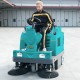 Machine italienne de balayage et de nettoyage des sols avec conducteur EUREKA XTREMA