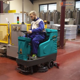 ماكينة غسيل وتجفيف الارضيات بالسائق يوريكا ايطالي EUREKA E65