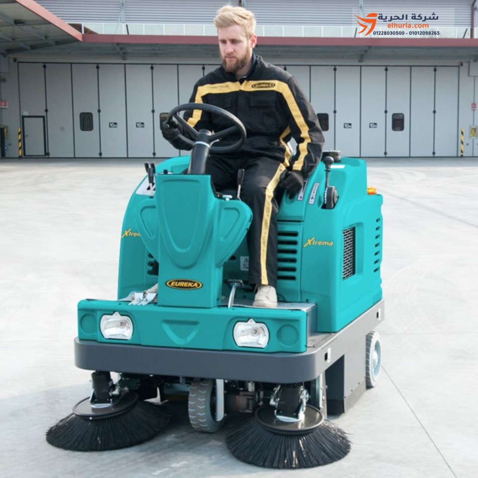 İtalyan EUREKA XTREMA sürücülü zemin süpürme ve temizleme makinesi