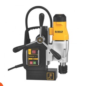 مثقاب شنيور ديوالت بقاعدة مغناطيسية 1200 وات: القوة والدقة في أداة واحدة